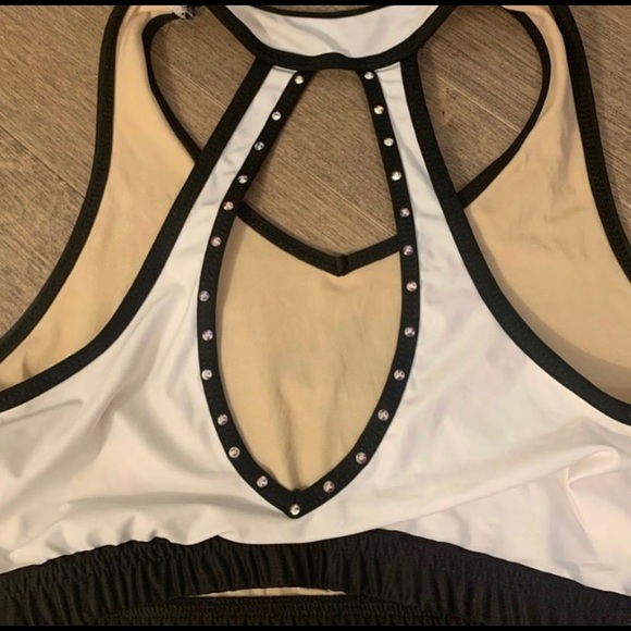 CEA Practice wear - Picture 3 of 3